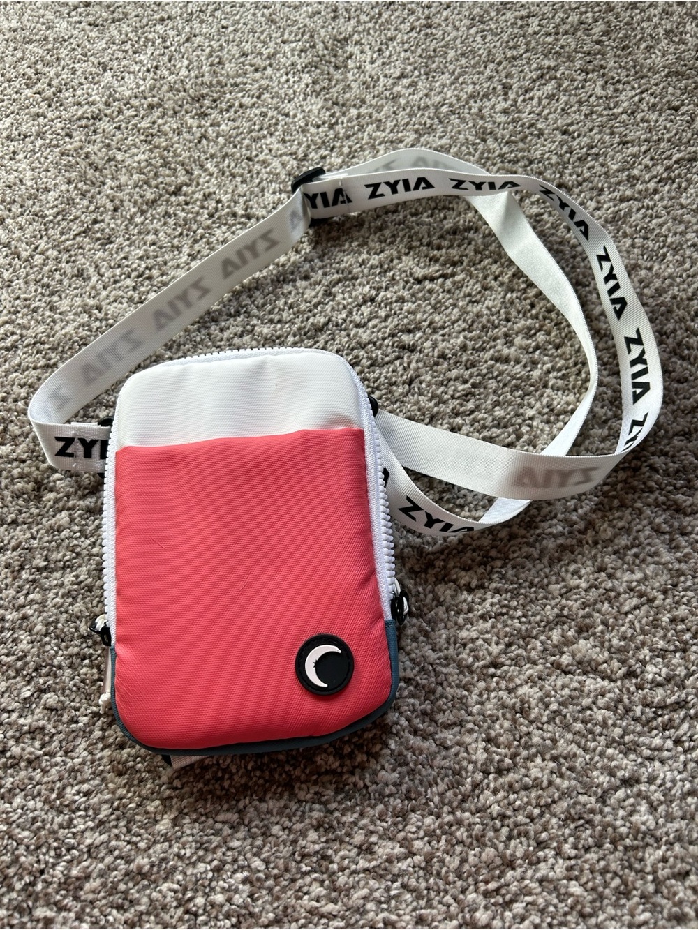 ZYIA Crossbody Bag